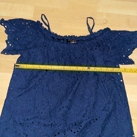 Sharagano eyelet lined dress off shoulder thin straps navy 10P gently preloved - Picture 4 of 9